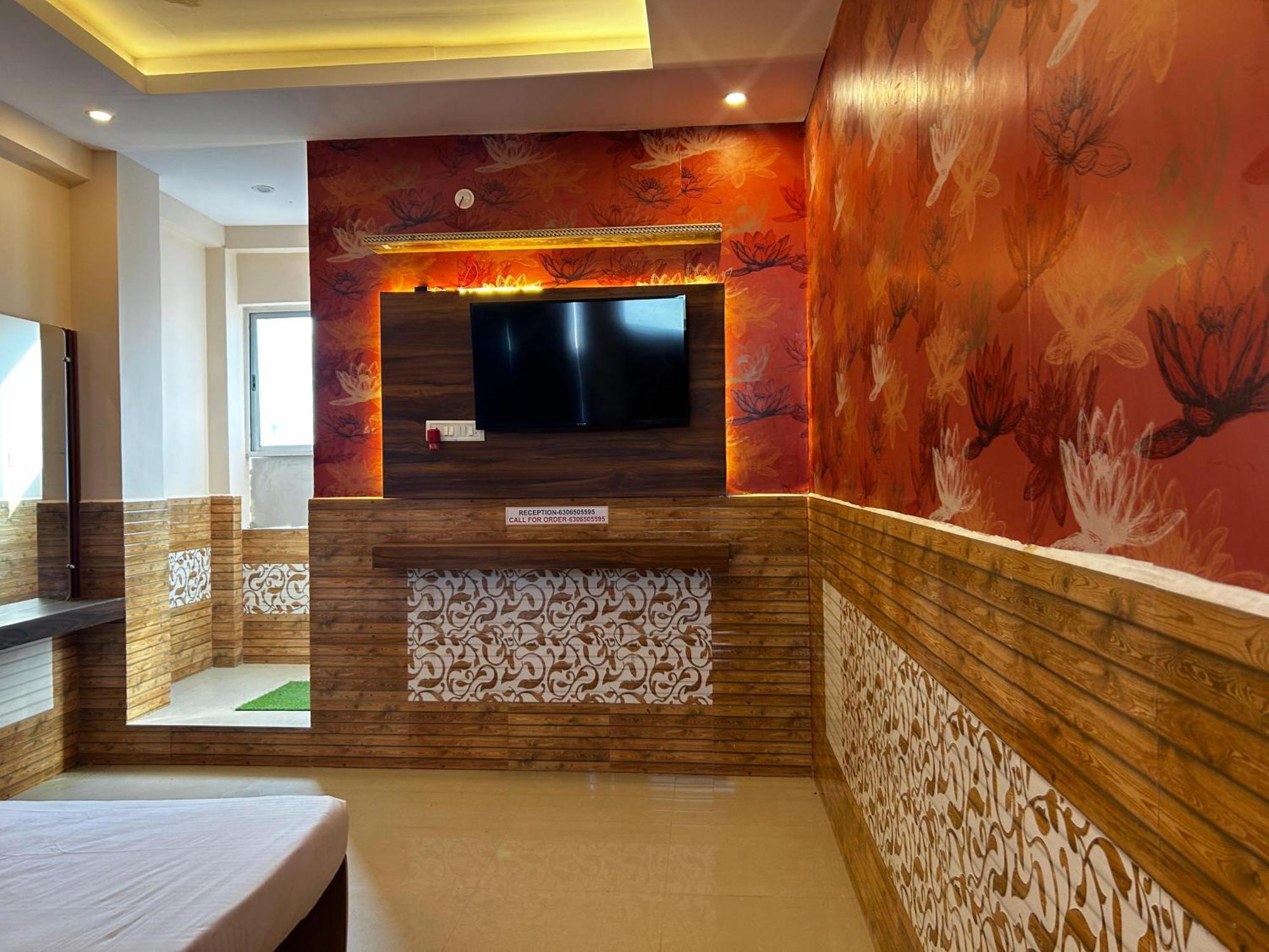 Hotels7Apple Mahoba Buitenkant foto